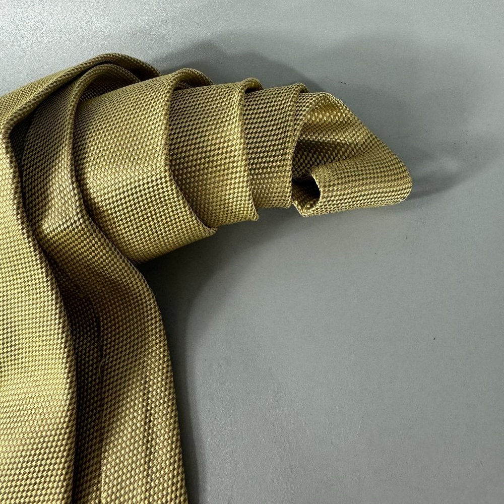 Vintage Gucci Golden 100% Silk Necktie - Picture 5 of 11